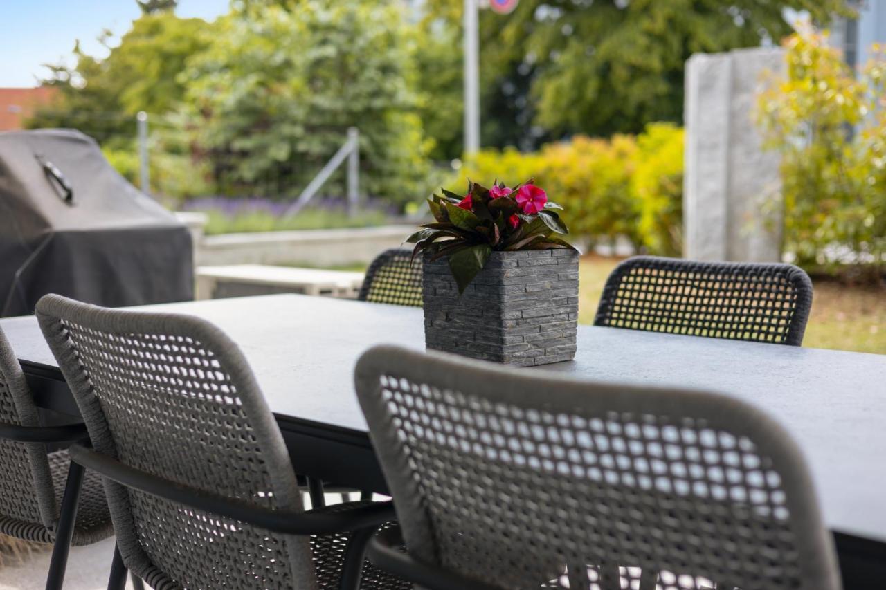 Geroldswil The R Apartment Zugerberg - Ev Wallbox - Terrasse מראה חיצוני תמונה